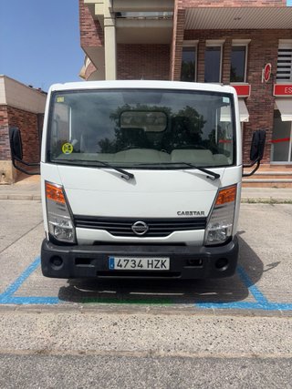 Nissan Cabstar 2015 92.000km‼️‼️