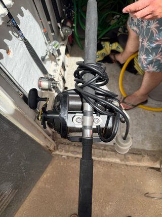 Carrete Eléctrico Tanacom 1000 Y caña Kali