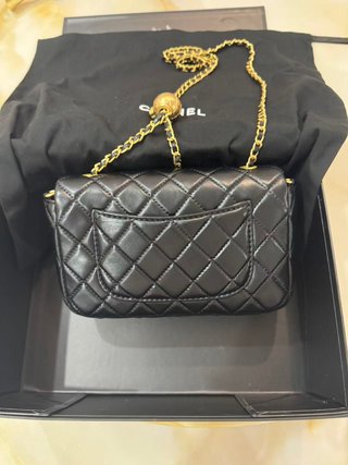 Bolso Chanel Negro Dorado