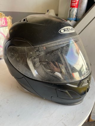 Casco Integral Negro ZEUS