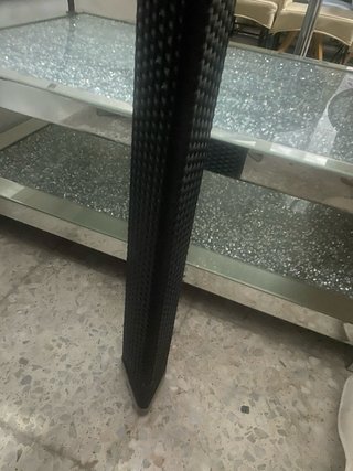 Mesa de terraza ratán y cristal