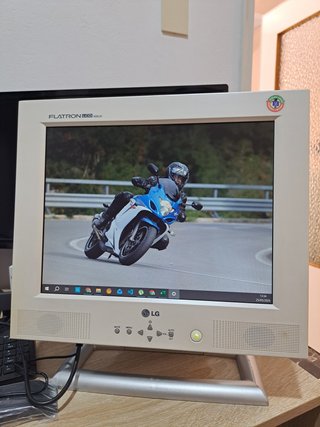 Monitor LG Flatron LCD 15 568LM Vintage
