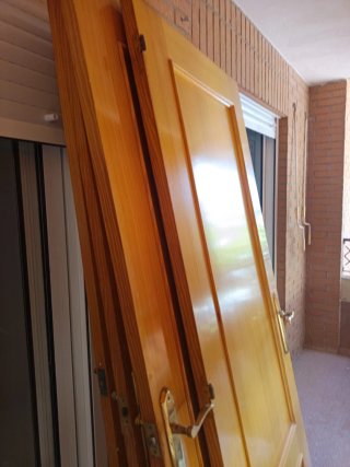 7 Puertas Pino con Galce y Moldura,urge vender
