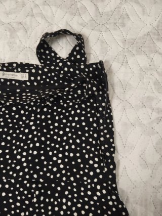 Falda corta lunares