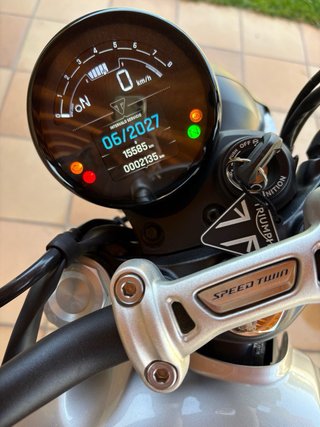 Triumph Speed Twin 900 Moto