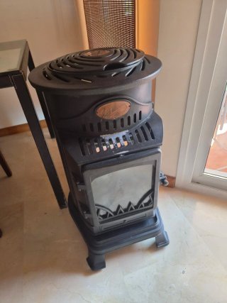 Estufa de gas negra