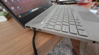 HP Pavilion 15-cw1085nl Argento con caricabatterie