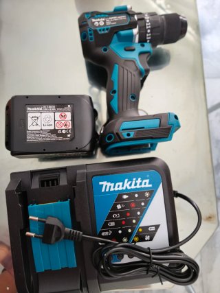 Taladro Makita 18V + Batería y Cargador