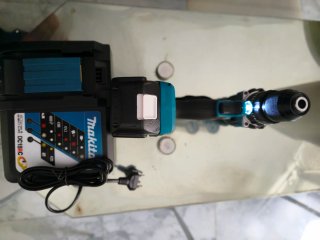 Taladro Makita 18V + Batería y Cargador