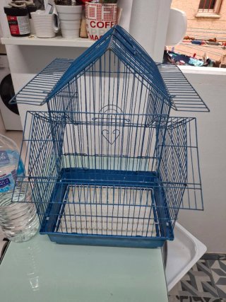 Jaula grande para pájaros azul