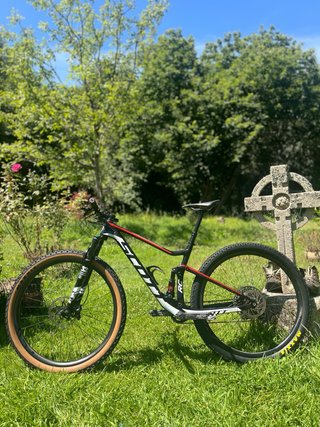 Scott Spark RC sub 11 kg