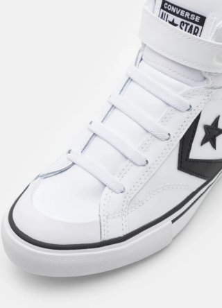 Botas Converse Blancas y Negras