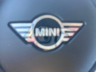 MINI COOPER 5 PUERTAS 1.5 136CV