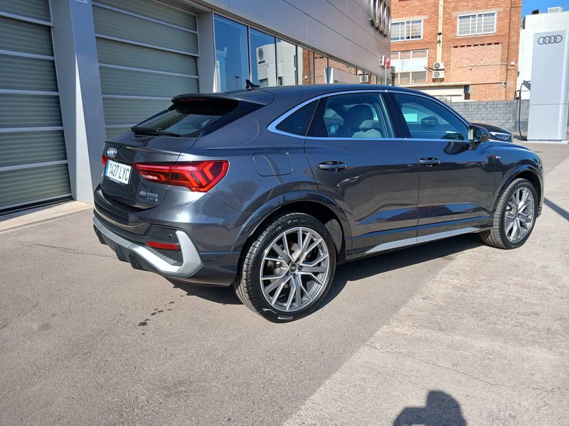 Audi Q3 Sportback 45 TFSI S tronic Quattro S Line 2022, foto 4