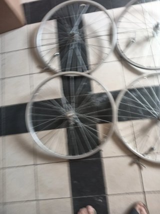3 Ruedas Bicicleta 24 Delanteras y 1 Trasera
