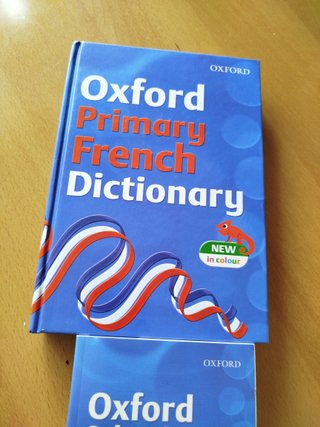 Oxford Primary French Dictionary