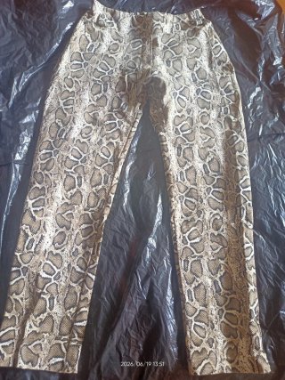 Pantalón estampado serpiente mujer