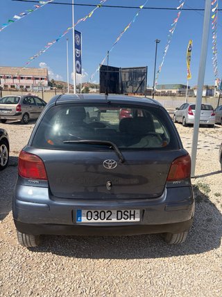 Toyota Yaris 2005