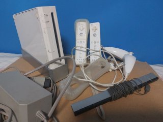 Nintendo Wii Consola y Accesorios