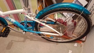 Bicicleta Btwin con cesto. Entrega en Sada