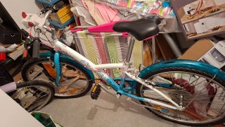 Bicicleta Btwin con cesto. Entrega en Sada