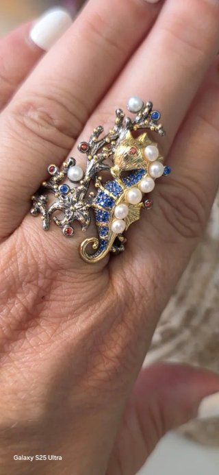 Anillo caballito de mar joya de autor  talla fija