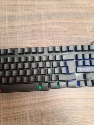 Teclado Gaming T-WOLF LED RGB