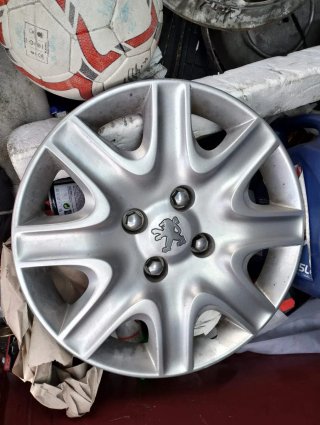 Tapacubos Peugeot 207