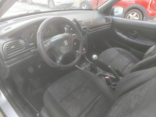 Peugeot 406 2002