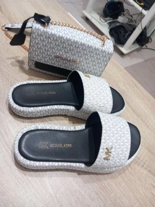 Chanclas Michael Kors Talla 41