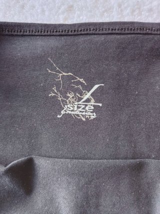 Camiseta tirantes Stradivarius negra
