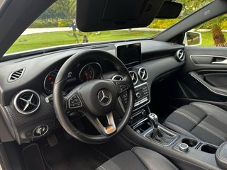 MERCEDES BENZ A200d