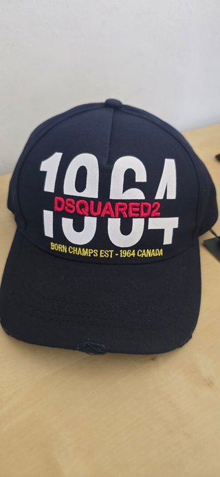 Gorra Dsquared2 1964 Negra y Roja