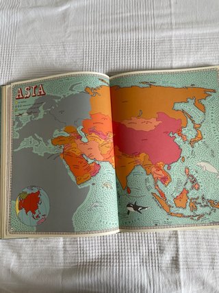 Atlas del mundo : un insólito viaje por las mil..