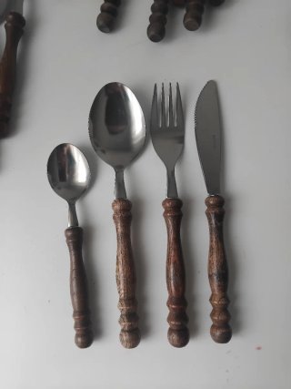 Set di posate in legno e acciaio 6 persone