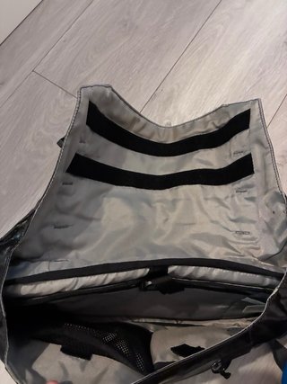 Borsa messenger Patagonia nero/grigio