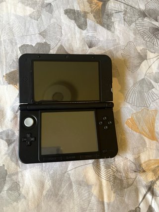 Nintendo 3DS LL Edición Super Mario (Japonesa)