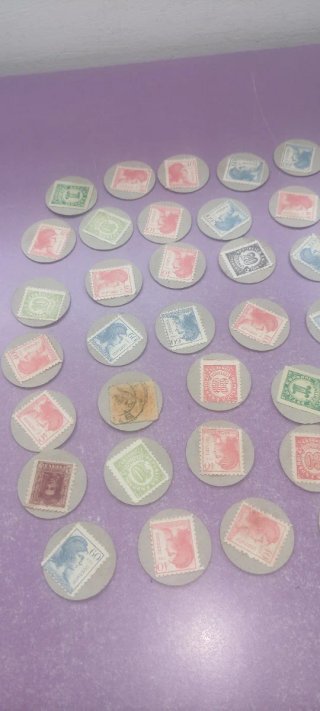 49 Monedas de cartón coleccionables