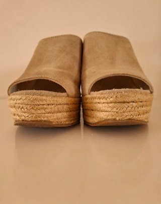 Zuecos cuña piel US Polo Assn beige