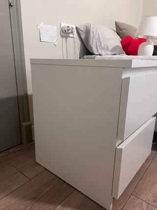Mesita de noche IKEA 2 cajones blanca