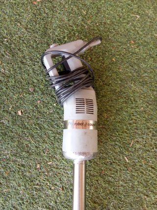 Robot de cocina CMP 300 V.V.