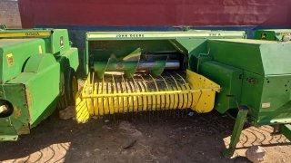 Empacadora John Deere 332 A