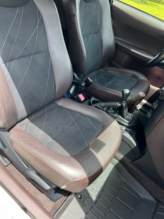 Toyota iQ 2010