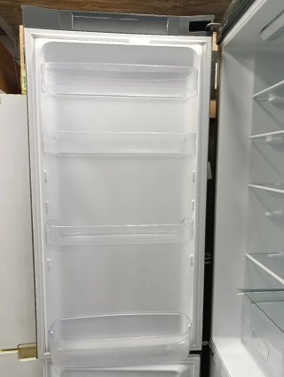 Nevera Indesit, 2.00x60cmm No Frost