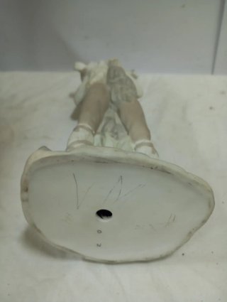 OFERTÓN Figura porcelana pastor con cordero Lladro