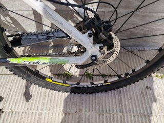 Bicicleta Coluer Blanca y Negra