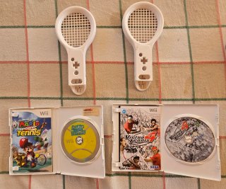 Wii: Mario Power Tennis y Virtua Tennis 4 + Raquet