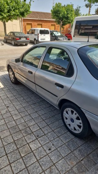 Ford Mondeo 1998