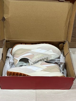 Reebok Classic Leather Legacy AZ 36.5 EU