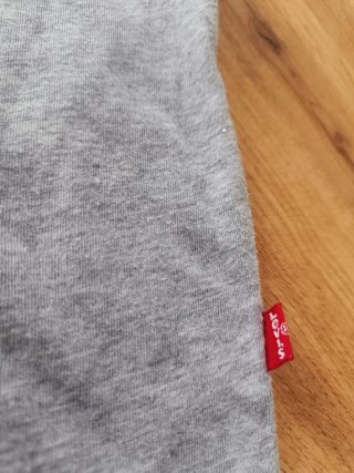 Camiseta Levi's Gris Talla M